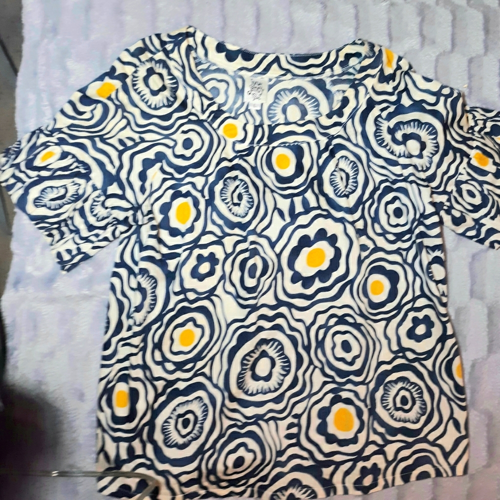 Ivy Jane Blouse size large